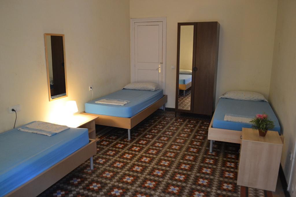 Blue Hostel Barcelona Rum bild